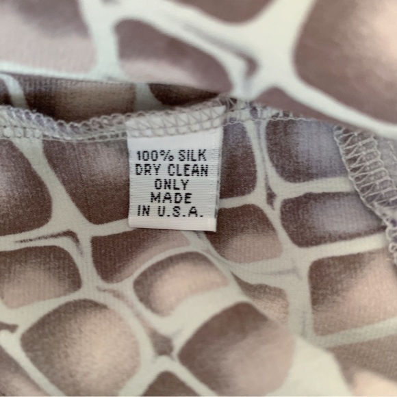 Alice & Trixie One Shoulder Silk Ruffle Blouse Medium - Picture 5 of 6